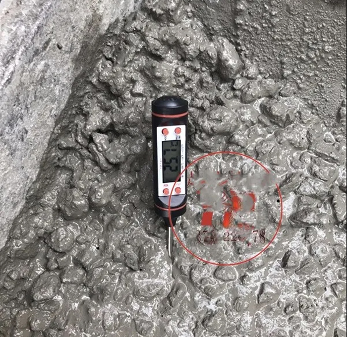 為什么不能隨意加水的混凝土，可以加冰呢？